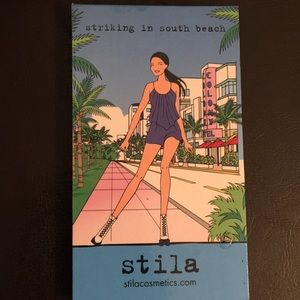 Stila Striking in South Beach palette